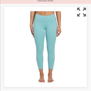 Calia By Carrie Underwood